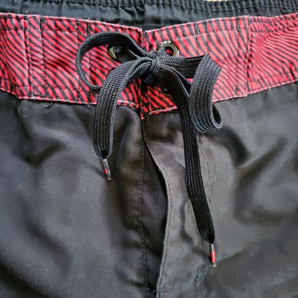 Tony Hawk Swim Trunks Board Shorts Black & Red Lined Zip Pockets Sz. Extra Large - Picture 5 of 11